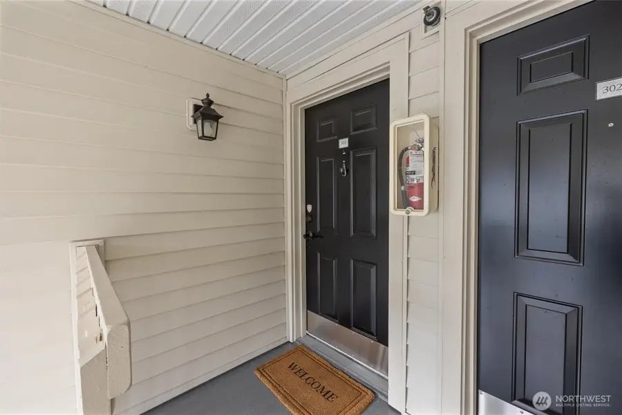 12404 E Gibson Road #H301, Everett, WA 98204 - Image #3