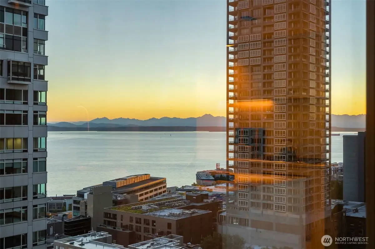 2033 2nd Avenue #1111, Seattle, WA 98121 - Image #1