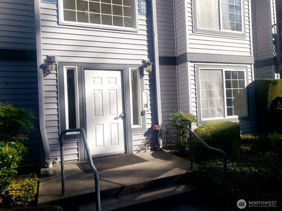 24018 26th Place S #C102, Des Moines, WA 98198 - Image #2