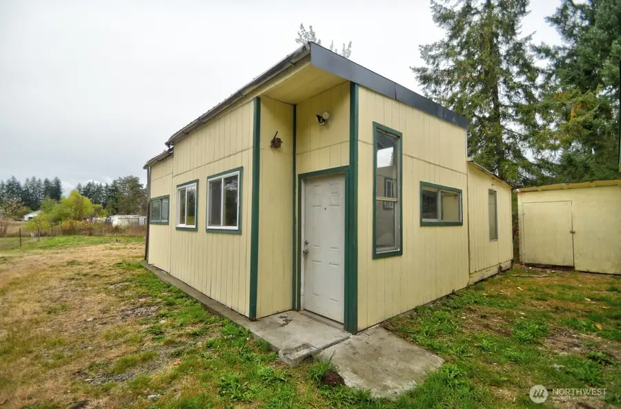 8413 Pepperidge Lane Se, Yelm, WA 98597 - Image #3