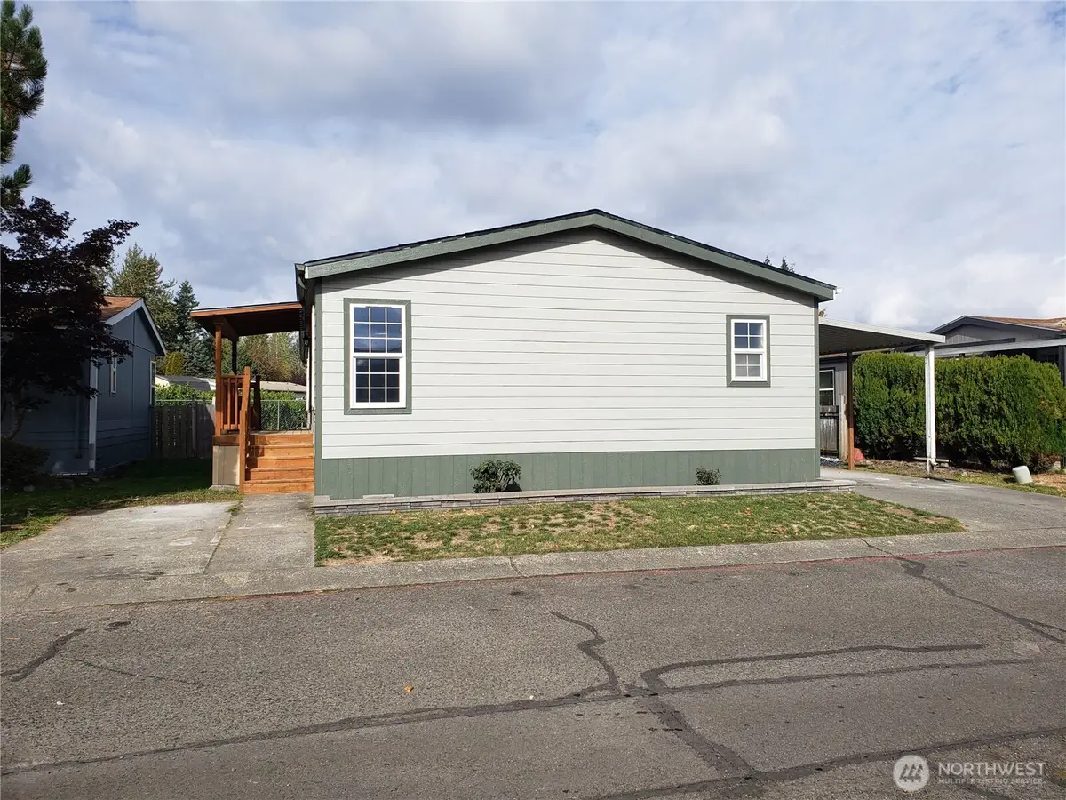 1953 Pine Cone Avenue #106, Enumclaw, WA 98022 - Image #1