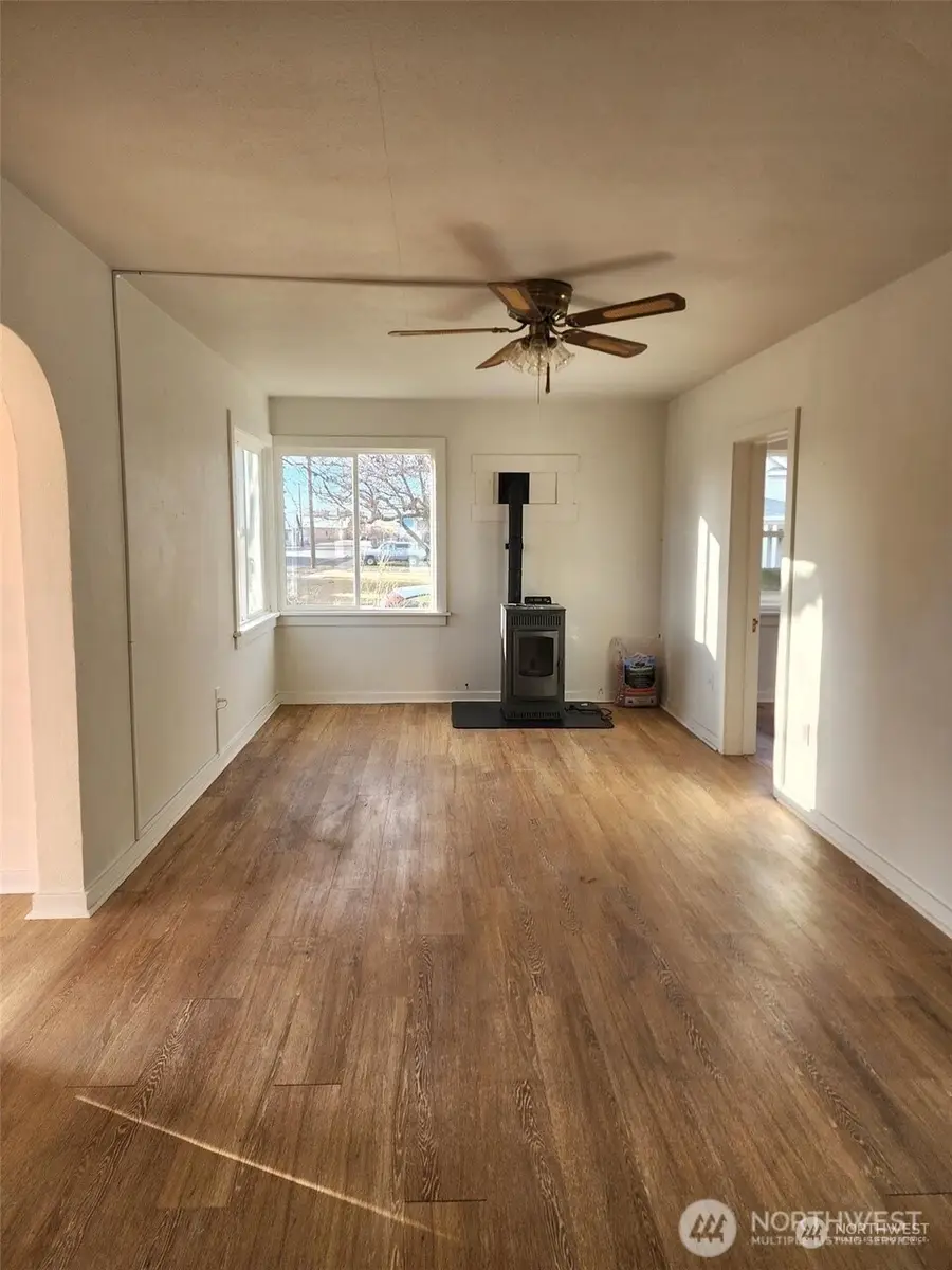 209 W 2nd Avenue, Ritzville, WA 99169 - Image #2