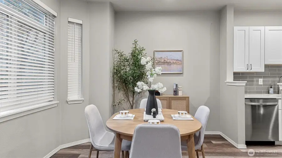 18010 NE 94th Court #2, Redmond, WA 98052 - Image #2