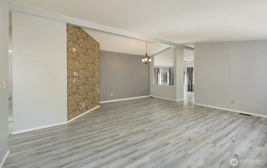 12611 NE Douglas Dr, Kingston, WA 98346 - Image #3