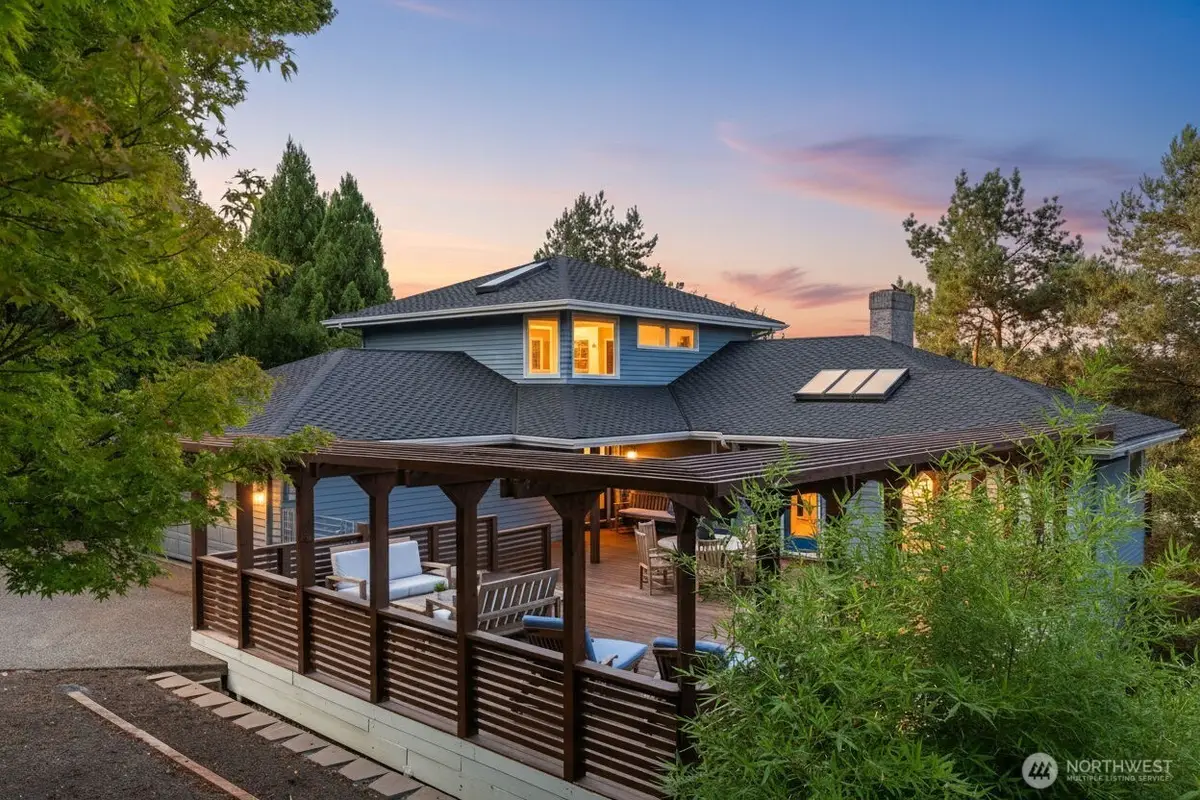 4660 NE 89th Street, Seattle, WA 98115 - Image #1