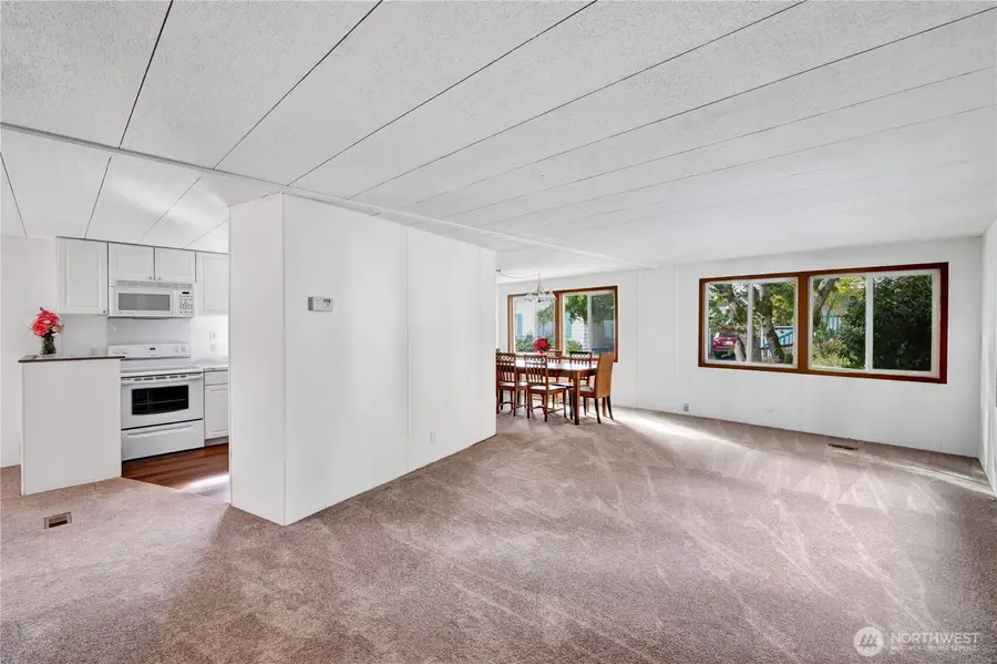 18425 NE 95th Street #146, Redmond, WA 98052 - Image #2