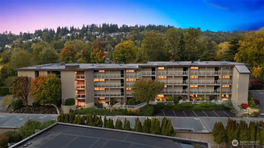 9715 NE Juanita Drive #206B, Kirkland, WA 98034 - Image #3