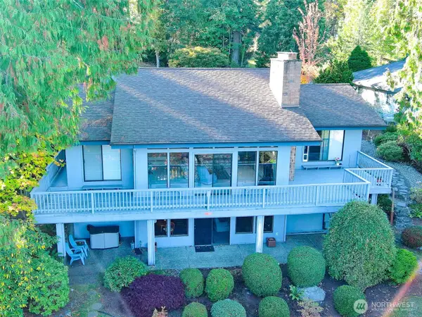 291 Pioneer Drive, Port Ludlow, WA 98365