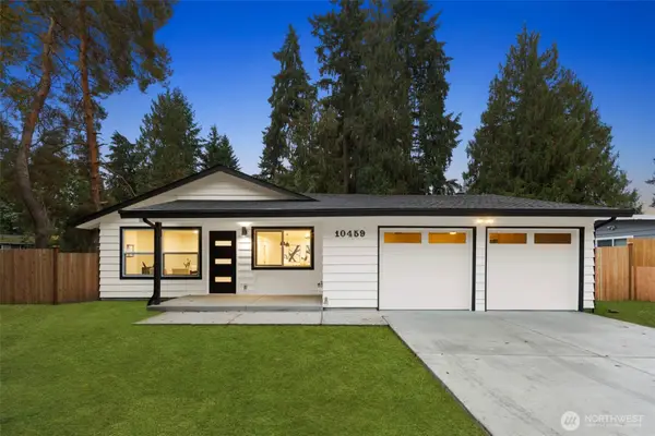 10459 NE 142nd Street, Kirkland, WA 98034