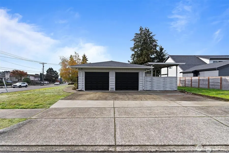 2456 N Narrows Drive, Tacoma, WA 98406 - Image #2
