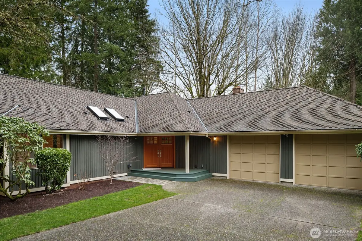 4230 212th Avenue Ne, Sammamish, WA 98074 - Image #1