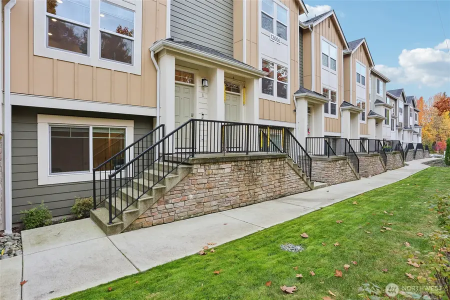 12006 NE 194th Court #E, Bothell, WA 98011 - Image #2