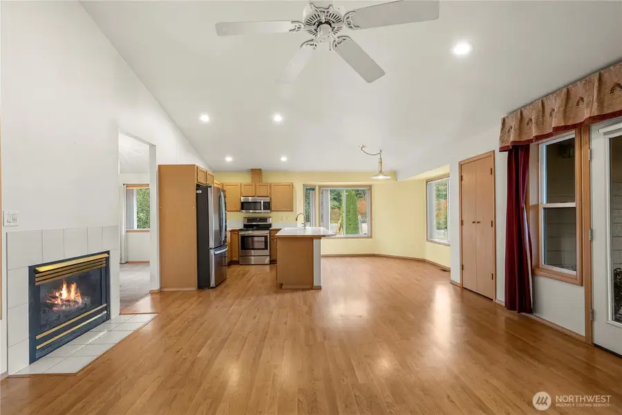 21103 16th Street E, Lake Tapps, WA 98391 - Image #3