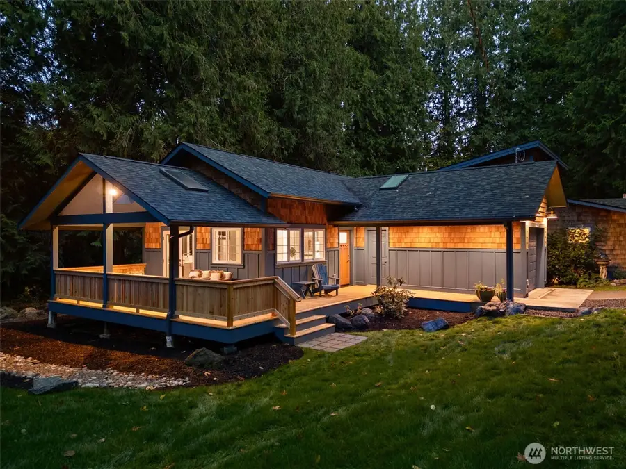 20710 Kitsap Street Ne, Indianola, WA 98342 - Image #2