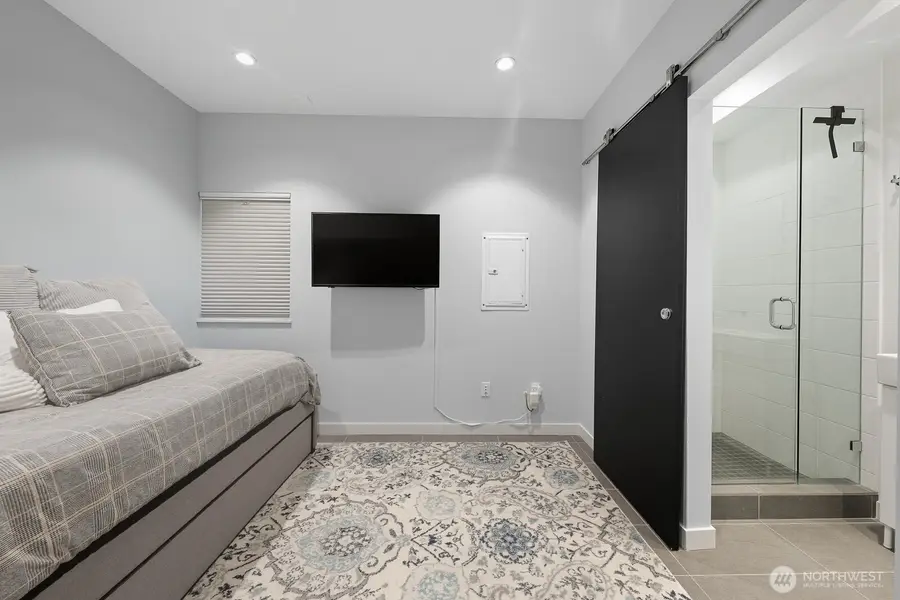 7747 15th Avenue Nw #A, Seattle, WA 98117 - Image #2