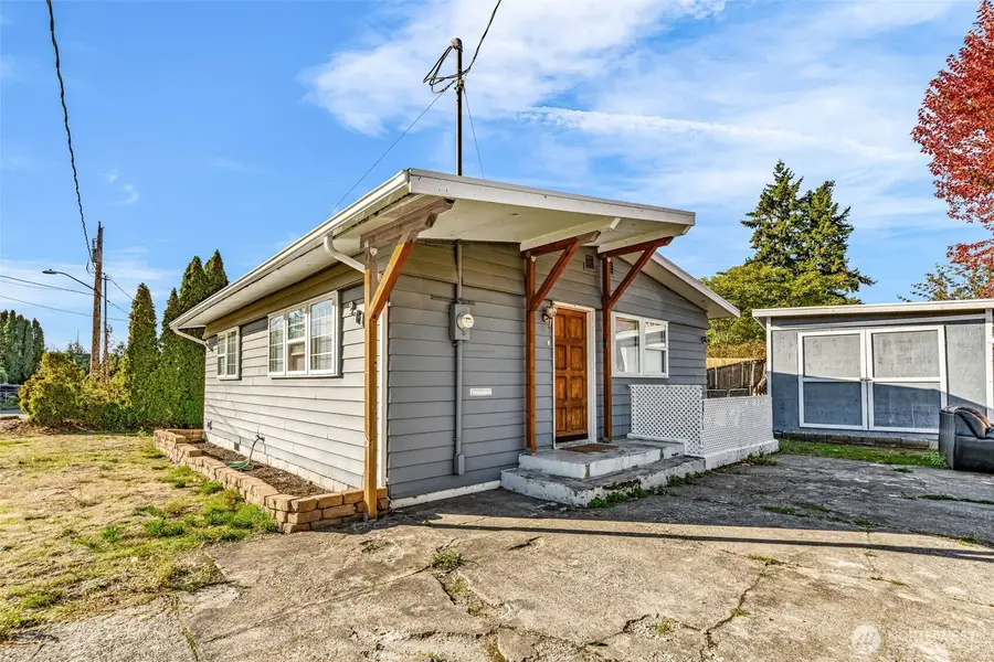 2716 NE 5th Place, Renton, WA 98056 - Image #3