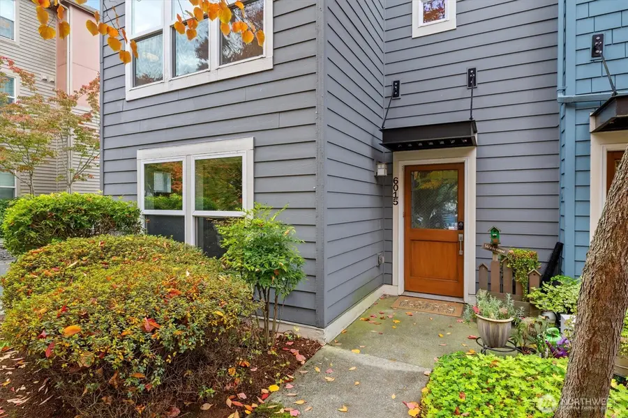 6015 Lanham Place Sw, Seattle, WA 98126 - Image #2