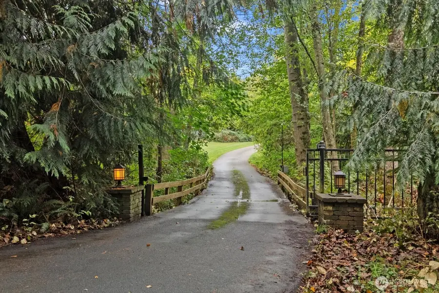 25204 19th Avenue Ne, Arlington, WA 98223 - Image #2