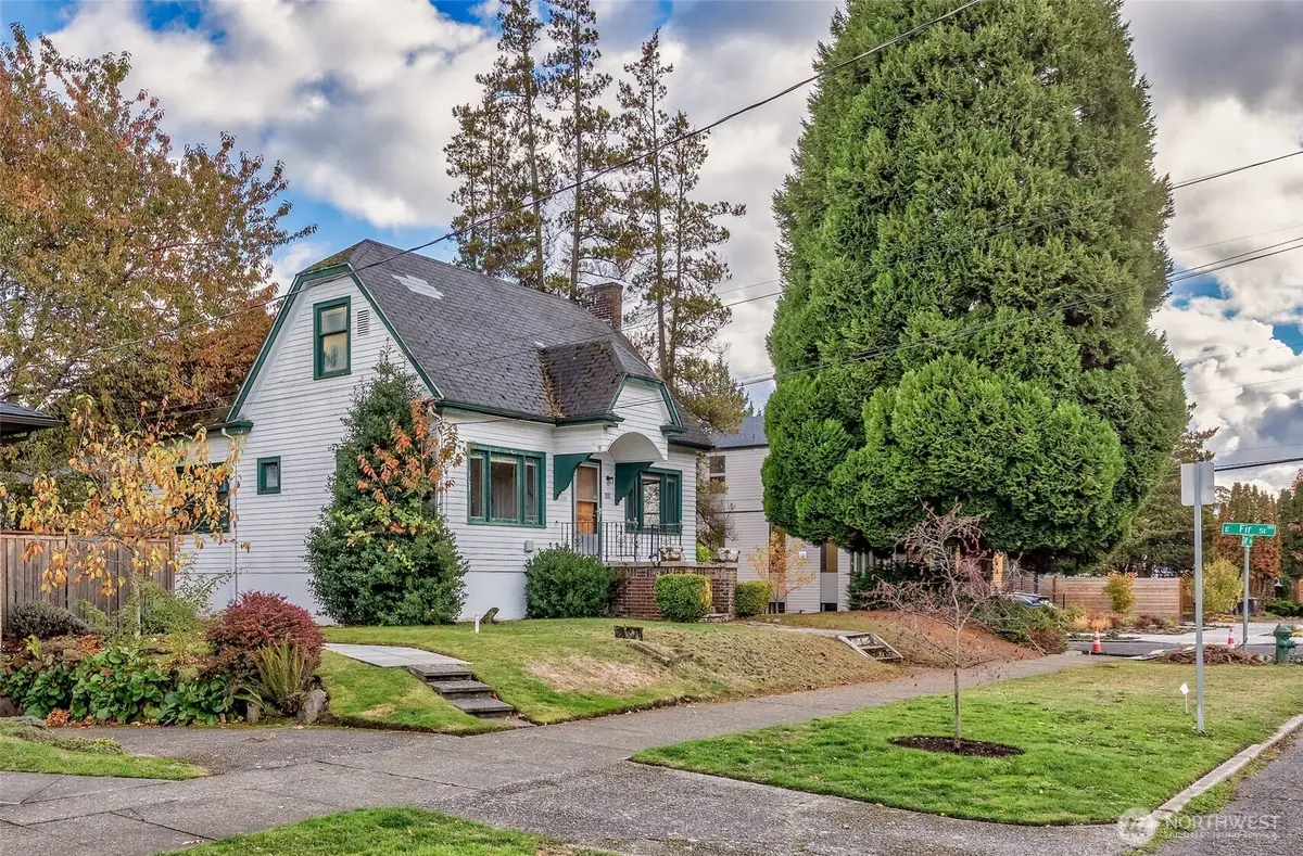 150 24th Avenue, Seattle, WA 98122 - Image #1