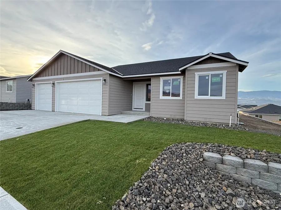 2368 2nd Street Se, East Wenatchee, WA 98802 - Image #2
