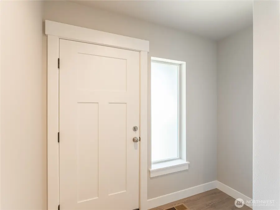 2368 2nd Street Se, East Wenatchee, WA 98802 - Image #3