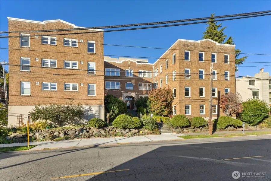 220 W Olympic Place #104, Seattle, WA 98119 - Image #3