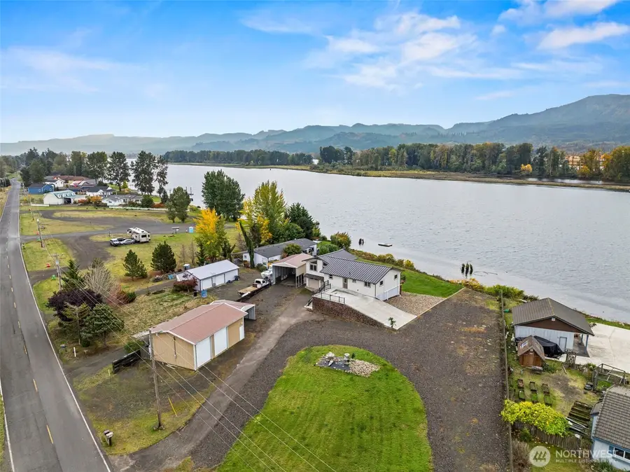 277 W Sunny Sands Road, Cathlamet, WA 98612 - Image #3