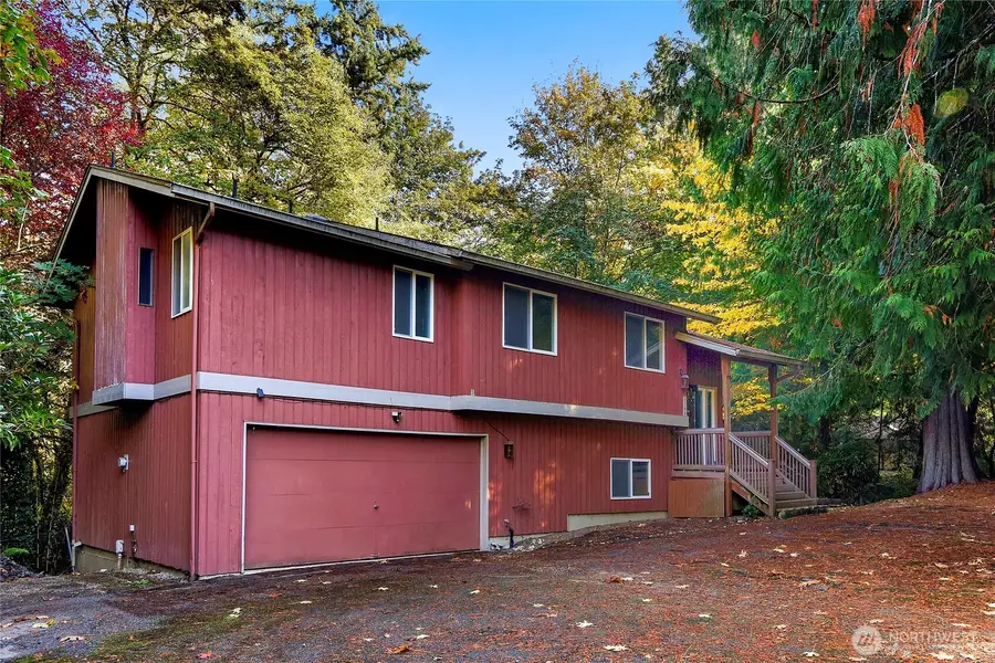 5755 Blakely Avenue Ne, Bainbridge Island, WA 98110 - Image #2