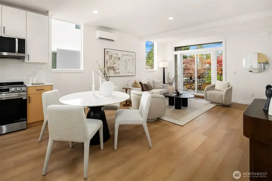 18013 2nd Avenue Ne #C, Shoreline, WA 98155 - Image #3