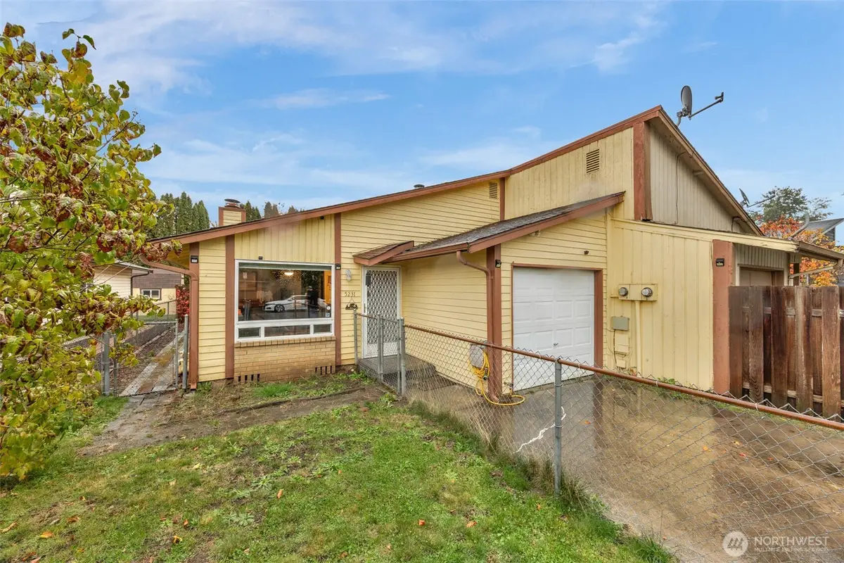 5231 101st Place Ne, Marysville, WA 98270 - Image #1