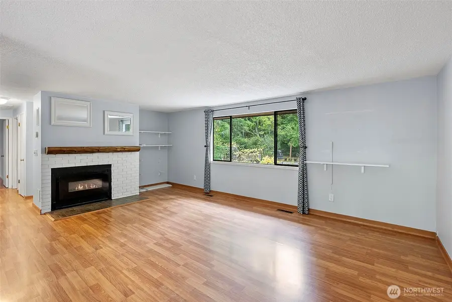 6550 NW Mathwig Lane, Silverdale, WA 98383 - Image #2