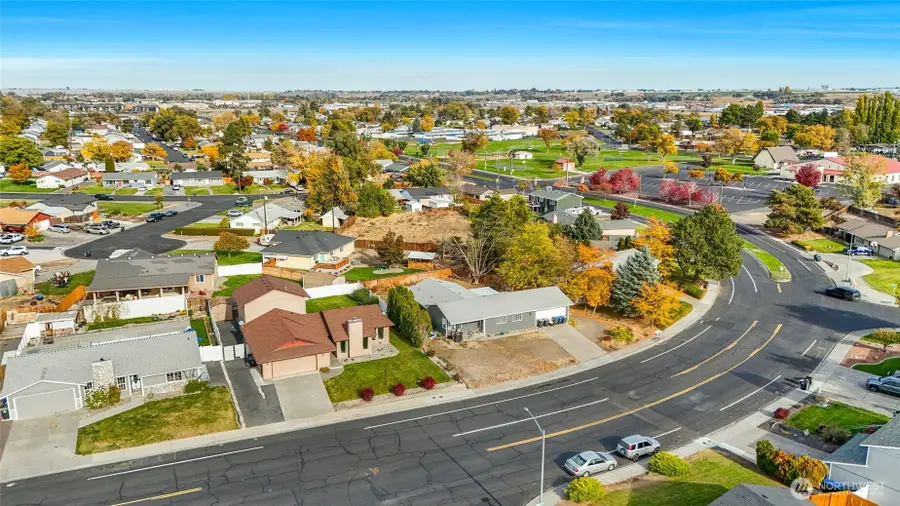 319 N Grape Drive, Moses Lake, WA 98837 - Image #2