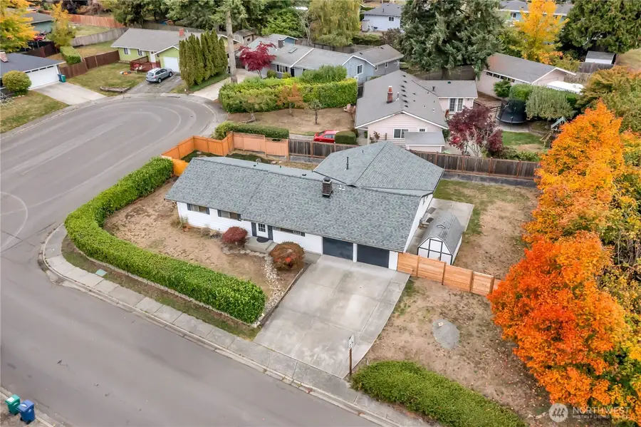 8254 NE 143rd Place, Kirkland, WA 98034 - Image #2