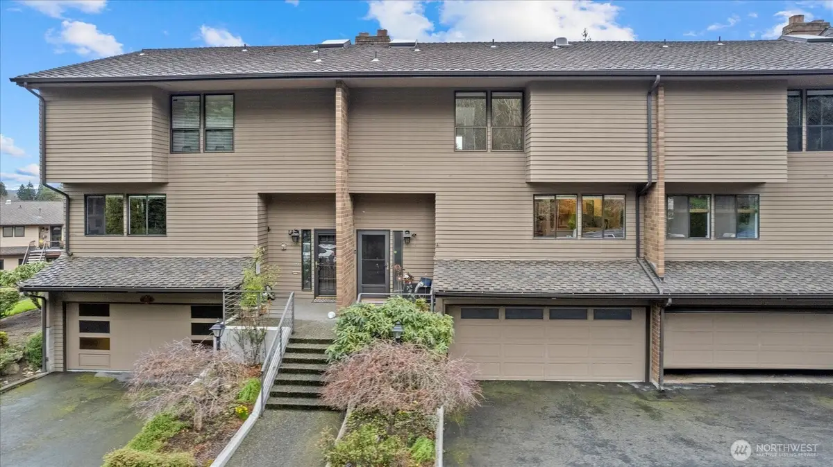 10743 Glen Acres Drive S #10743, Seattle, WA 98168 - Image #1