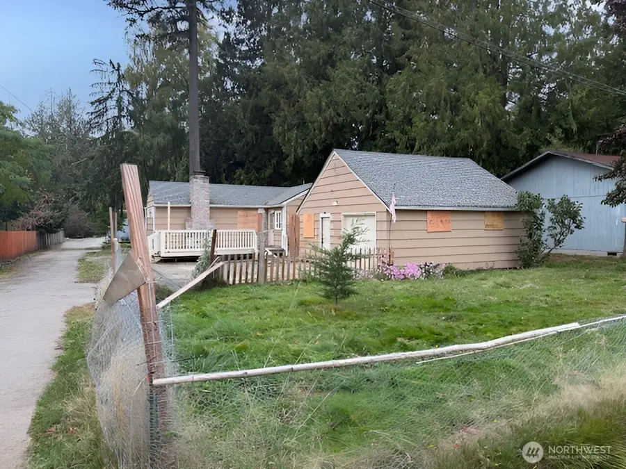 6305 Rest Place Ne, Bremerton, WA 98311 - Image #2