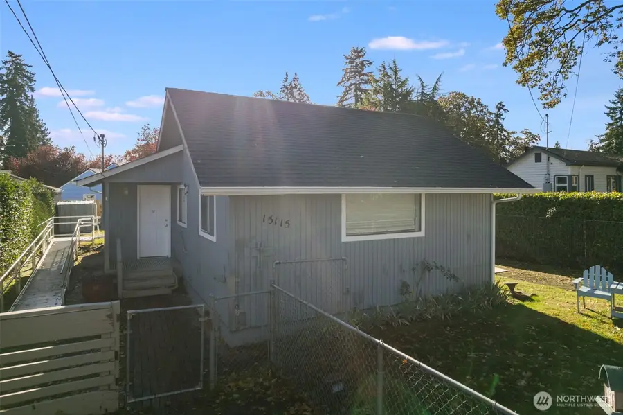 15115 Grant Avenue Sw, Lakewood, WA 98498 - Image #2
