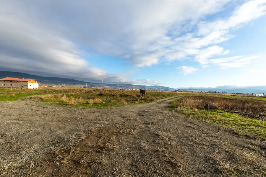 105 Greenacres Road #2, Omak, WA 98841 - Image #2