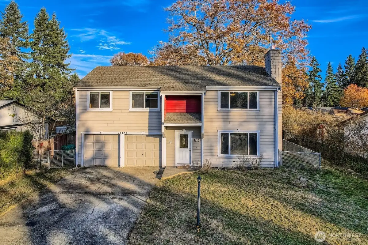 15303 11th Avenue Ct E, Tacoma, WA 98445 - Image #1