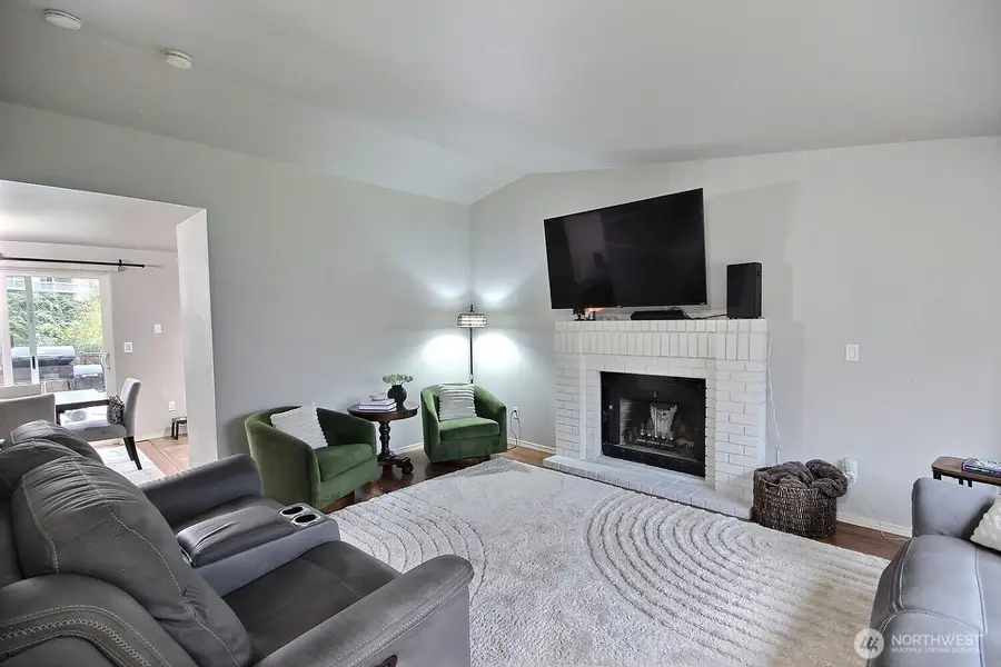 14512 2nd Avenue E, Tacoma, WA 98445 - Image #3