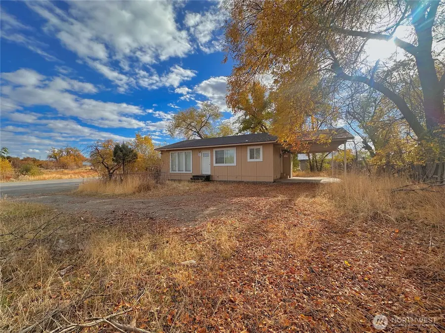 324 Railroad Avenue, Omak, WA 98841 - Image #2
