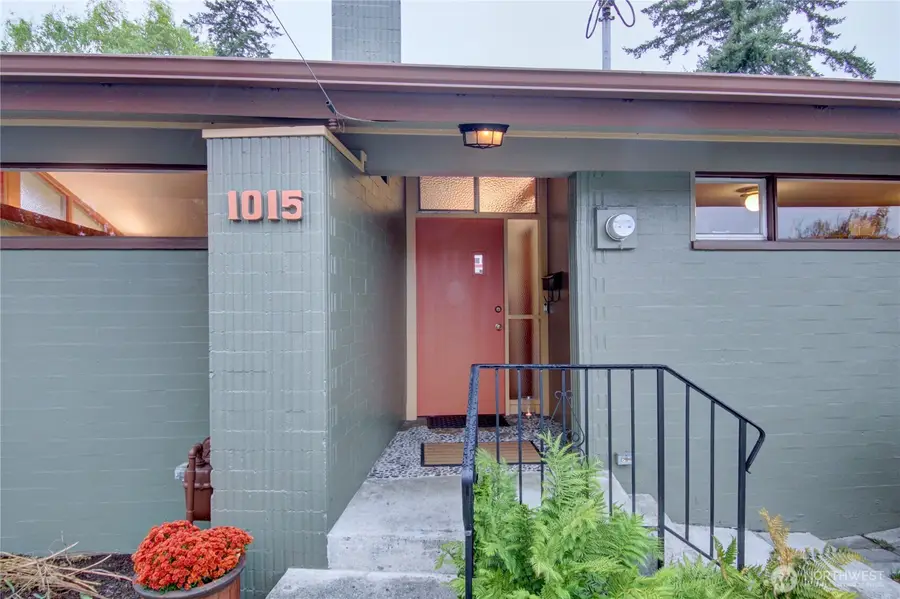 1015 S 9th Street, Mount Vernon, WA 98274 - Image #2