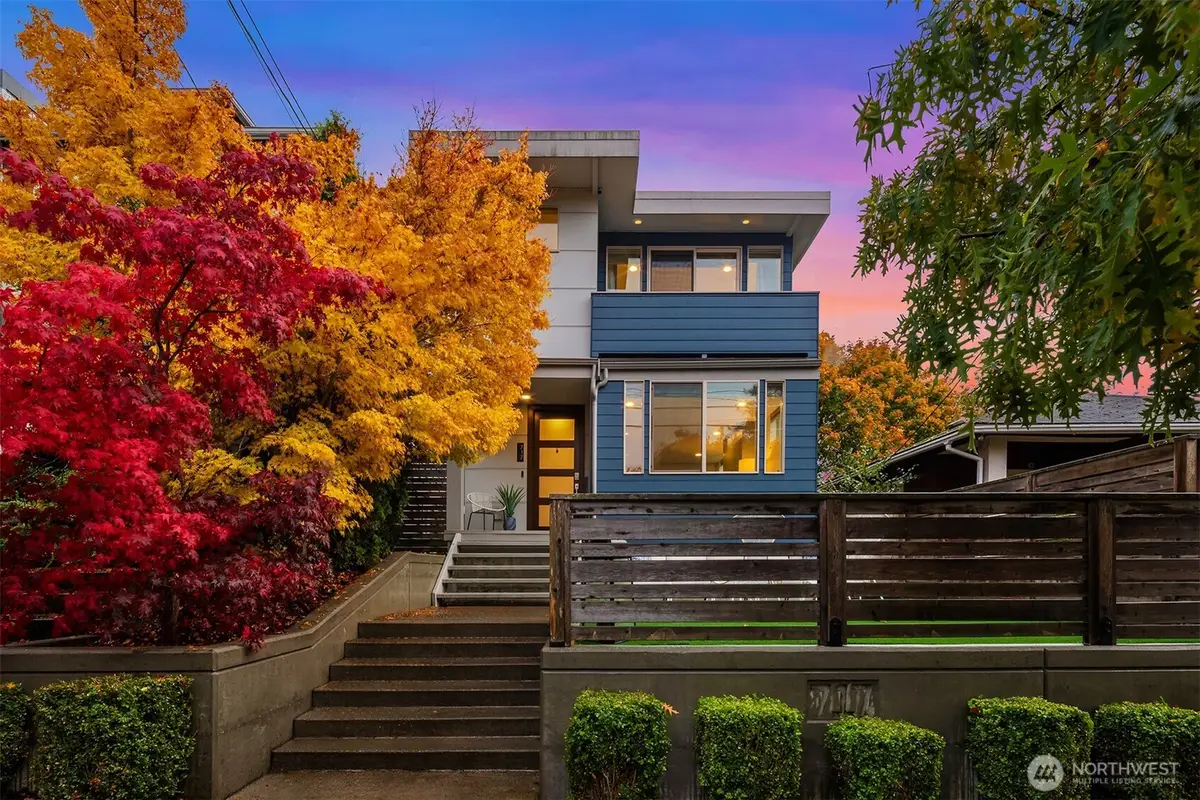 717 N 79th Street, Seattle, WA 98103 - Image #1