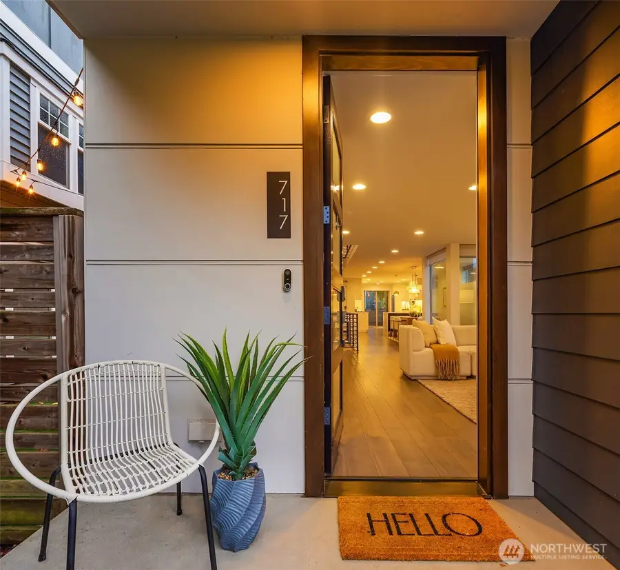717 N 79th Street, Seattle, WA 98103 - Image #3