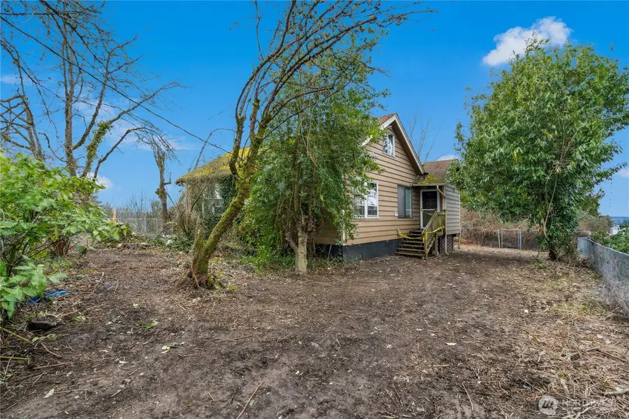 1409 N 24th Street, Renton, WA 98056 - Image #2