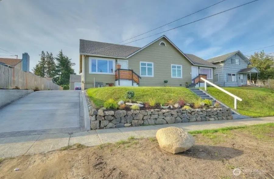 1408 S 39th Street, Tacoma, WA 98418 - Image #2