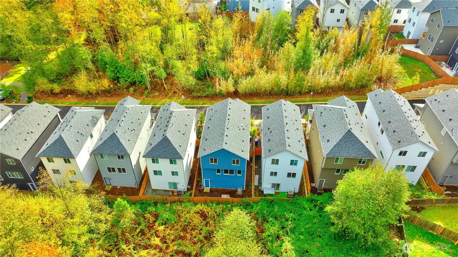 317 207th Street Se, Bothell, WA 98012 - Image #2