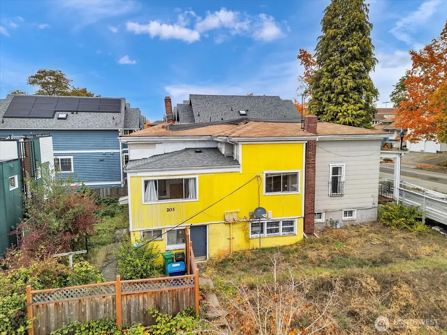 203 23rd Avenue, Seattle, WA 98122 - Image #2