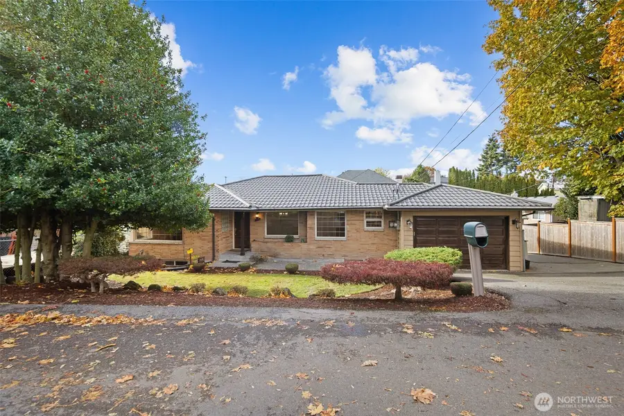 7915 37th Avenue S, Seattle, WA 98118 - Image #2