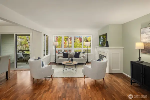 6300 Sand Point Way Ne #212, Seattle, WA 98115