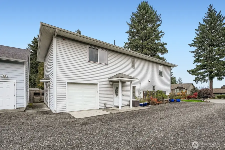 16051 51st Avenue S, Tukwila, WA 98188 - Image #2